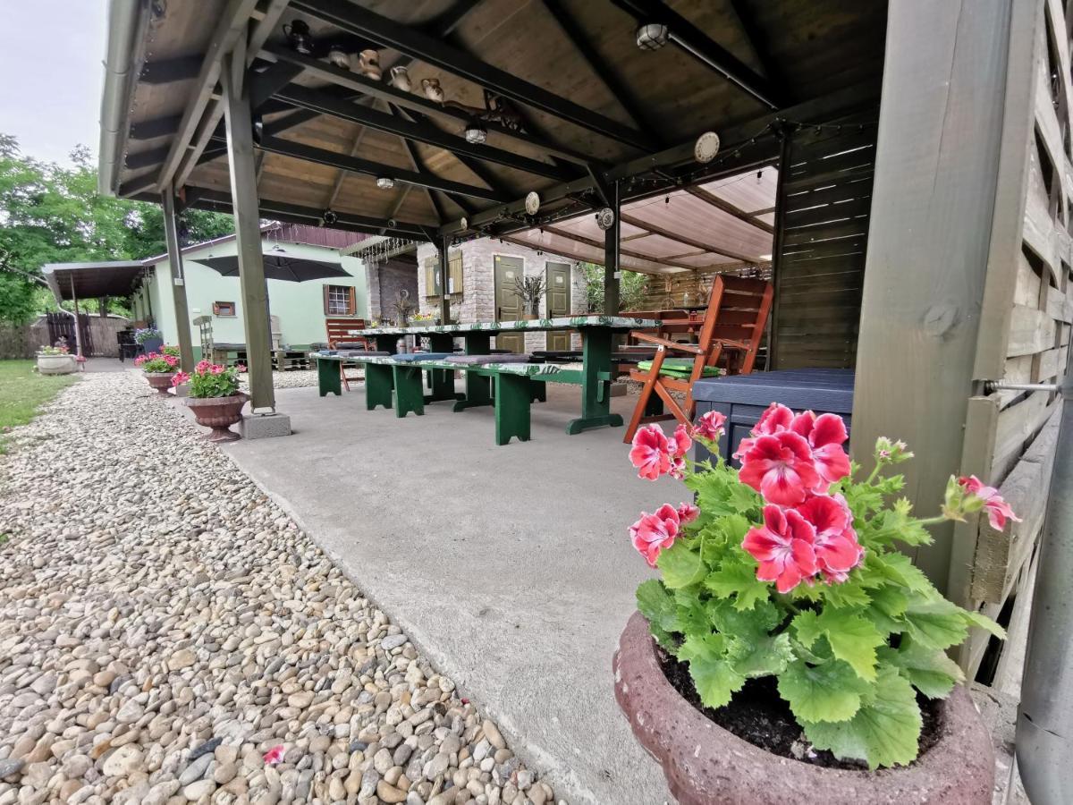 Berko Vendeghaz Apartment Rakoczifalva Екстериор снимка